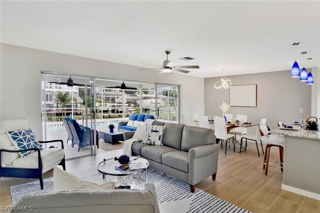 Foto del edificio - 5037 Pelican Blvd