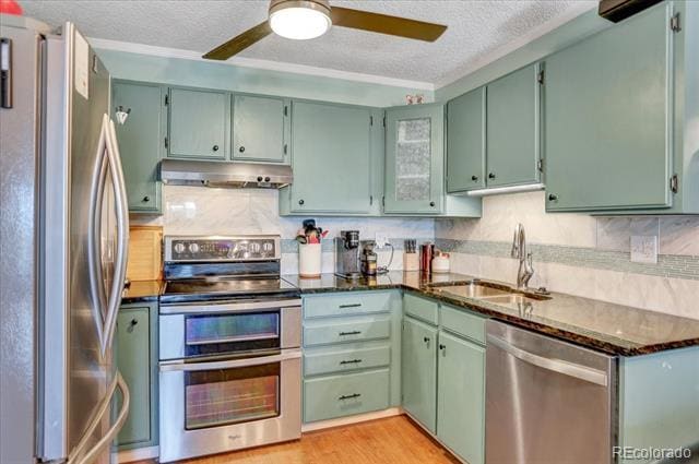 Foto del edificio - 7040 E Girard Ave