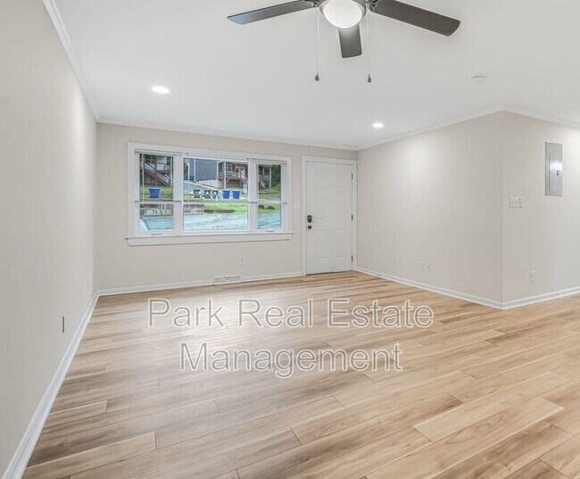 Foto del edificio - 201 Howell St