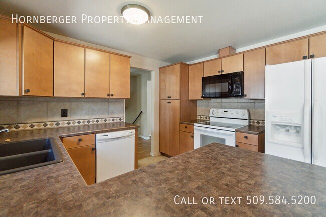 Building Photo - 3018 S University Rd