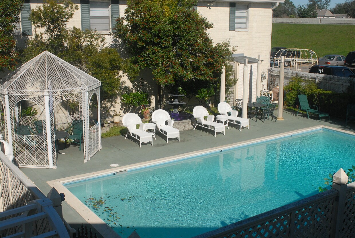 501 Lake Ave, Metairie, LA 70005 Apartments in Metairie, LA