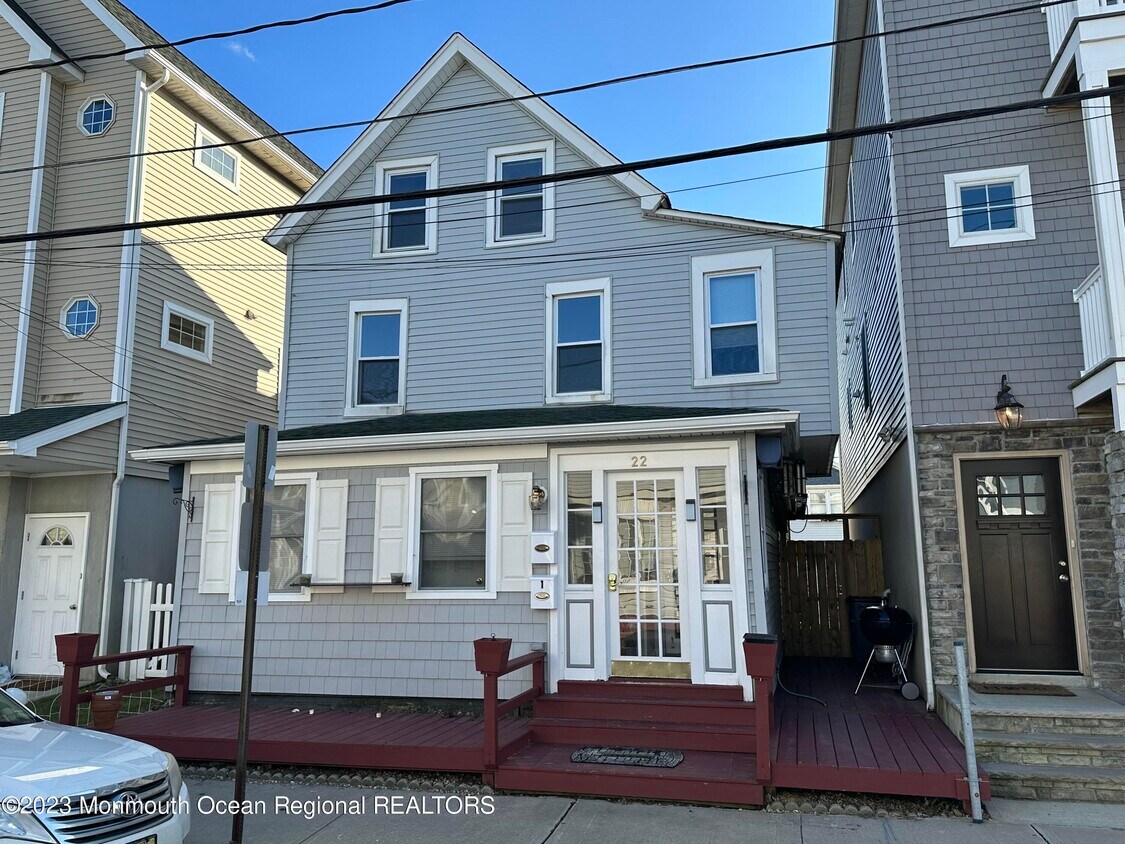 Primary Photo - 22 New St