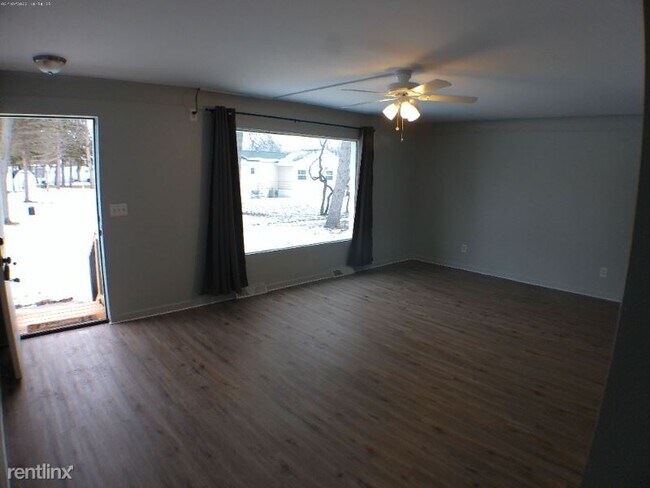 Building Photo - 3 br, 1 bath House - 6146 College Ave