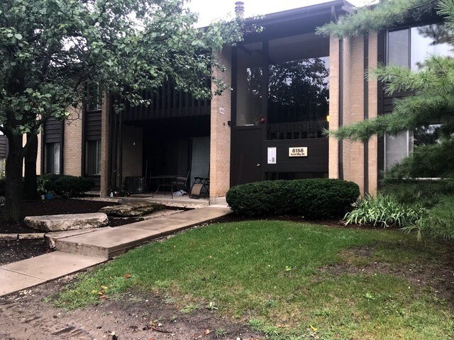 Building Photo - 6158 Knoll Way Dr