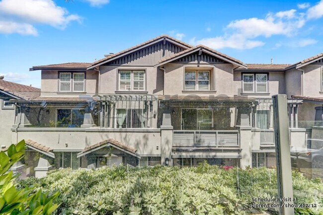 Building Photo - 16935 Laurel Hill Ln