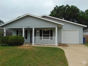 Building Photo - 7928 Hull Ave