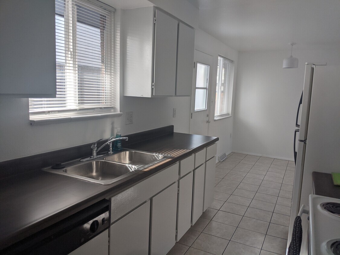 10996 W 38th Pl, Wheat Ridge, CO 80033 Townhome Rentals in Wheat