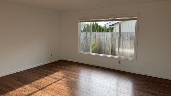 Living Room - 5334 SE Pueblo St