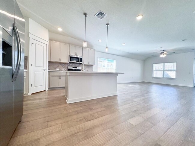 Building Photo - 7604 Purple Drop Bnd