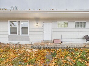 Building Photo - 7560 Prospect Ave