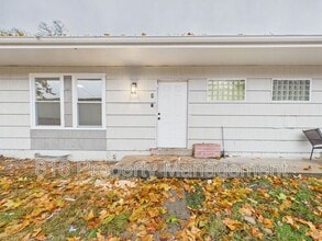 Building Photo - 7560 Prospect Ave