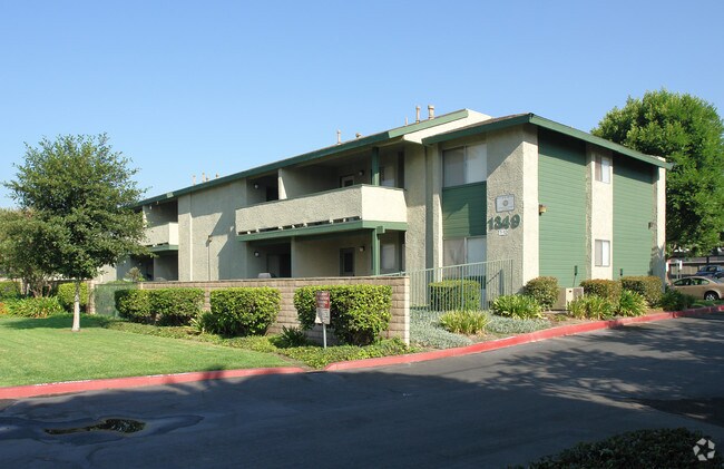 Foto del edificio - Ninth Street Terrace