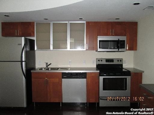 Foto del edificio - 810 E Ashby Pl