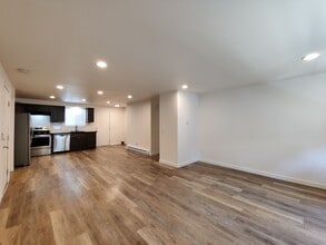 Building Photo - 509-511 E Montana Ave