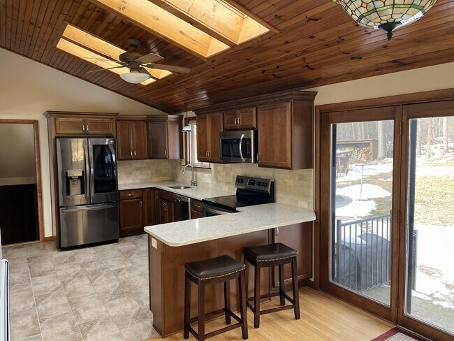 Foto del edificio - 2800 Mountain Rd