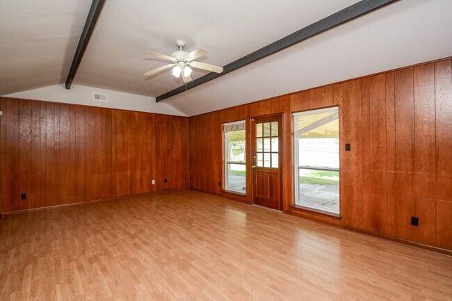 Foto del edificio - 7222 Pella Dr