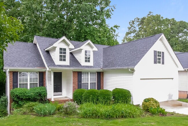 Foto del edificio - 11024 Ballards Pond Ln