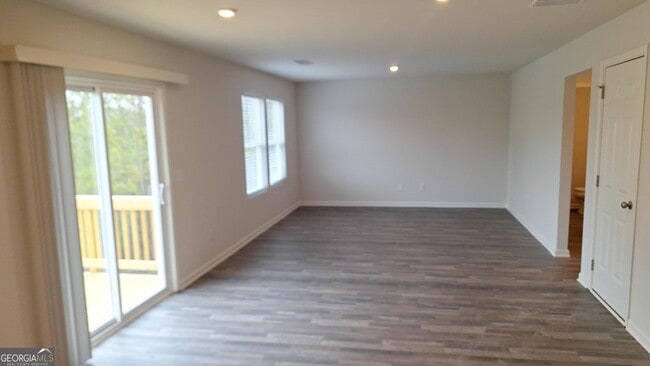 Building Photo - 225 Jenna Ct
