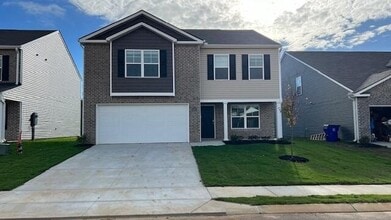 Building Photo - 4140 Hines Ln NE