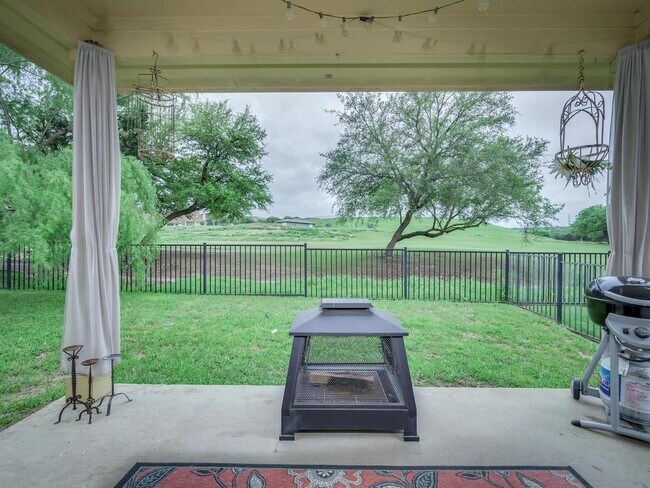 Building Photo - 14508 Broadwinged Hawk Dr