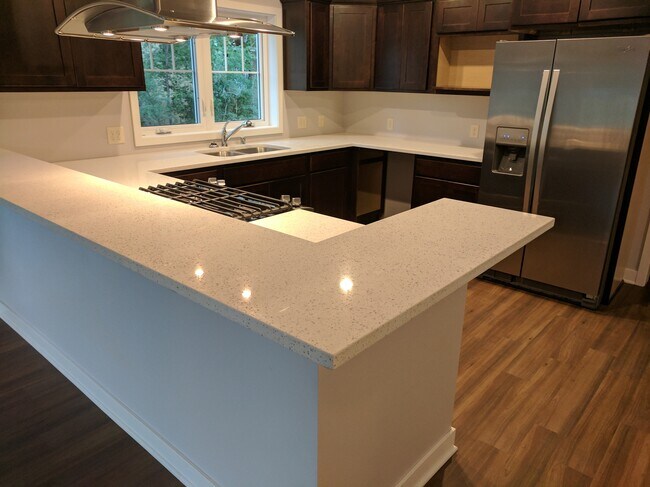 Foto del edificio - Tripoint Townhomes 222