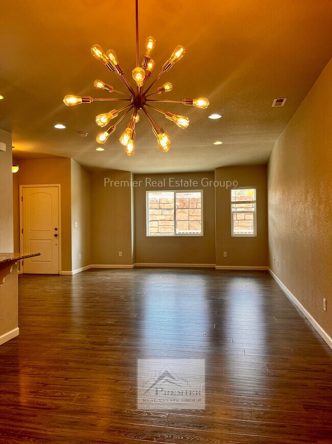 Building Photo - 2122 Birmingham Loop