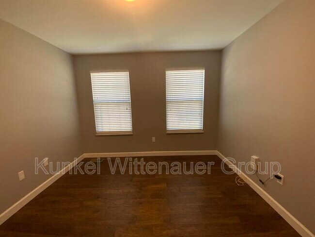 Foto del edificio - 7024 Milburn Estates Dr