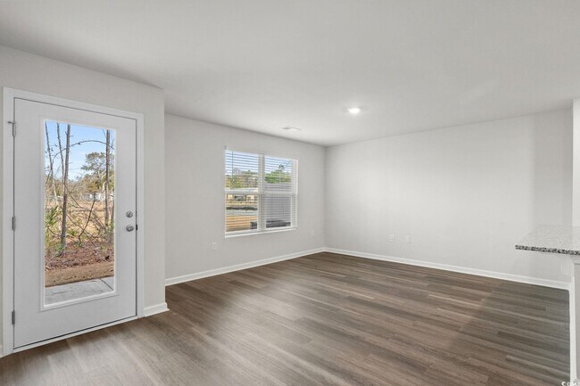 Foto del edificio - 608 Rd