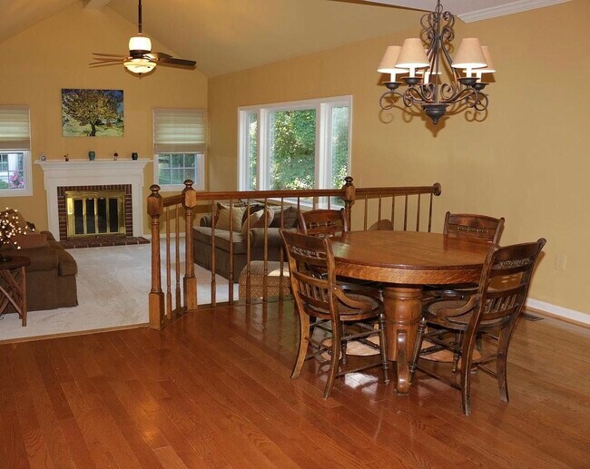 Building Photo - 6508 Princeton Dr