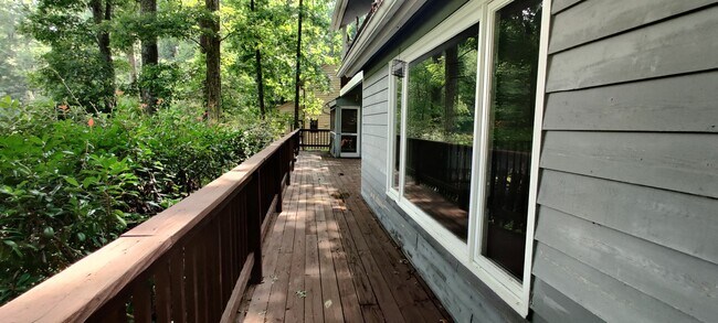 Building Photo - House on golf course