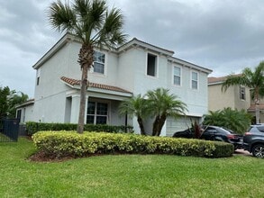 Building Photo - 11825 Padua Ln