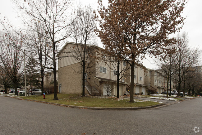 Building Photo - Parkfarm Co-operative Homes
