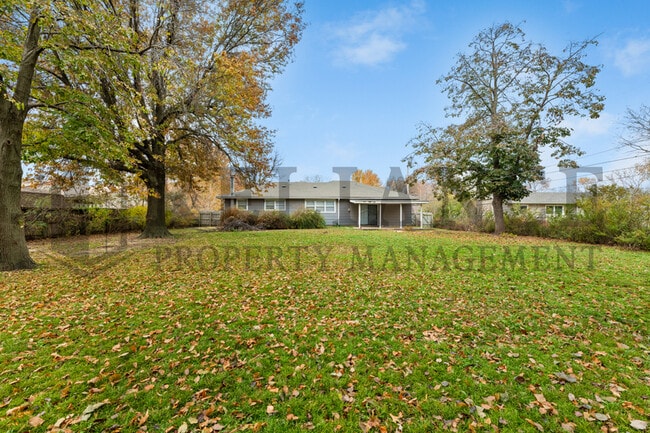 Building Photo - 512 Cindy St