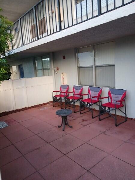 Building Photo - 6650 S Oriole Blvd
