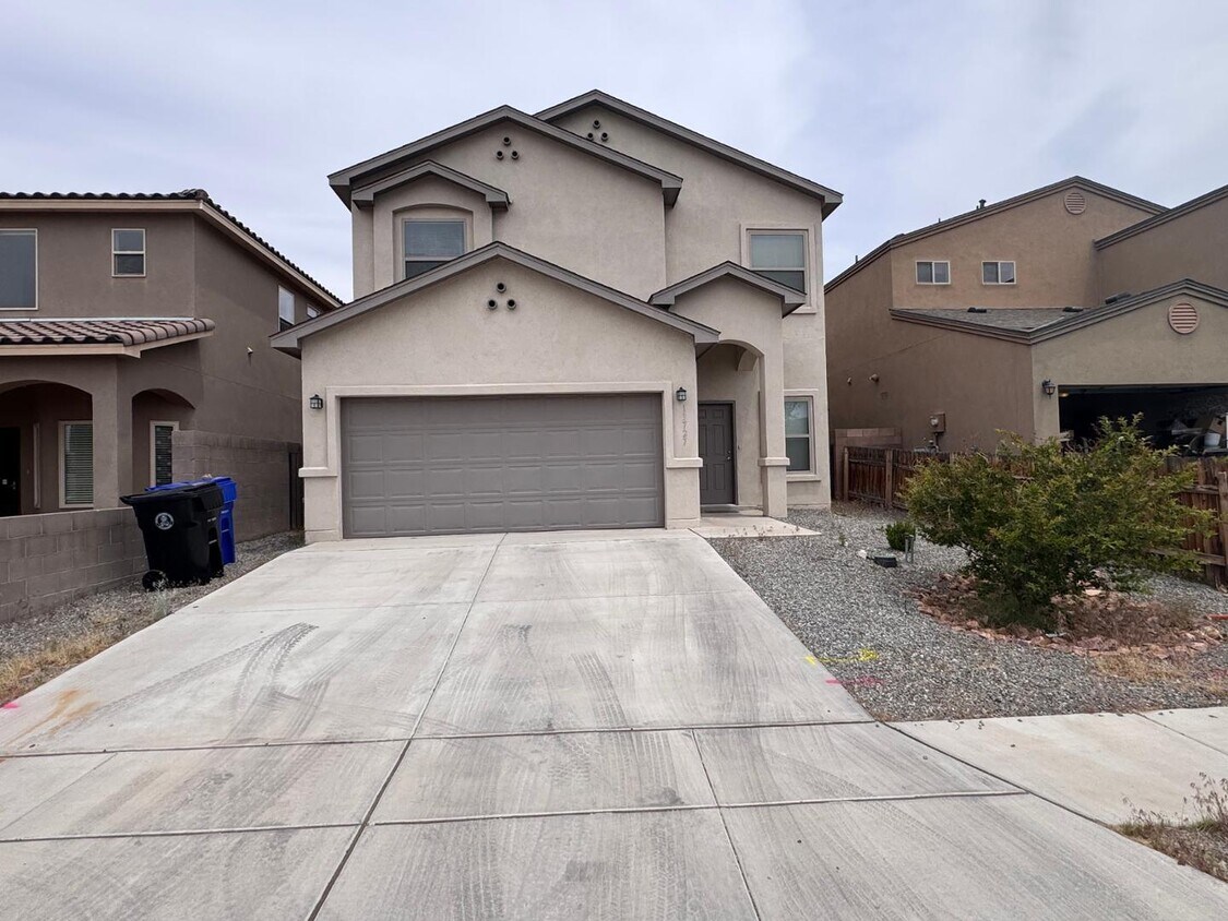 Foto principal - 13727 Covered Wagon Ave SE