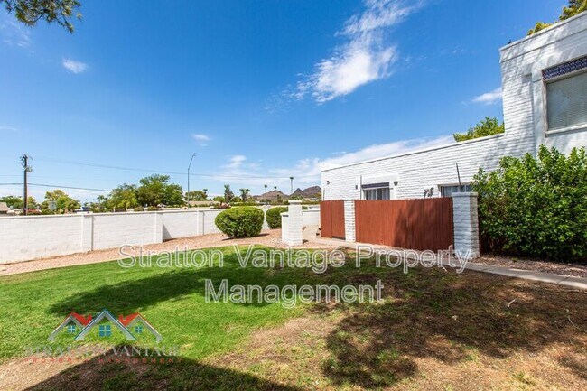 Foto del edificio - 13247 N 3rd Pl