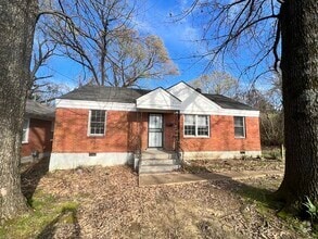 Building Photo - 1460 Castalia St