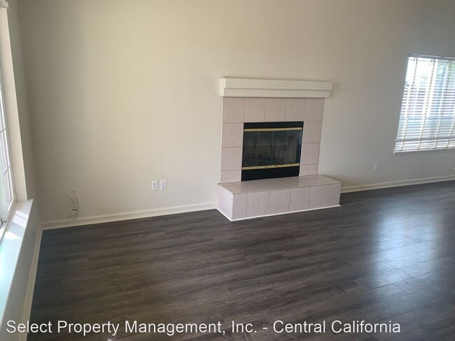 Building Photo - 3 br, 2 bath House - 5066 Kiva Dr