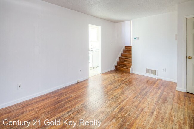 Building Photo - 3 br, 1 bath House - 203 Sycamore Rd