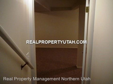 Building Photo - 881 40th St