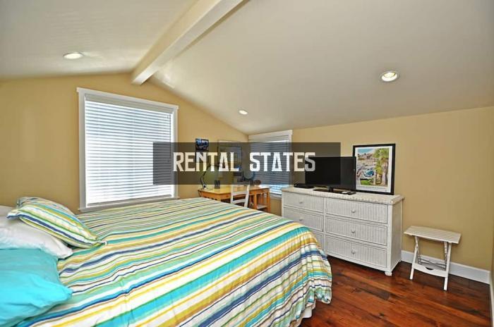 Building Photo - 3 bedroom in Santa Cruz CA 95062