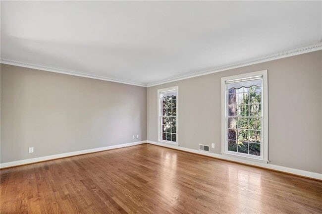 Foto del edificio - 5189 Hidden Branches Cir