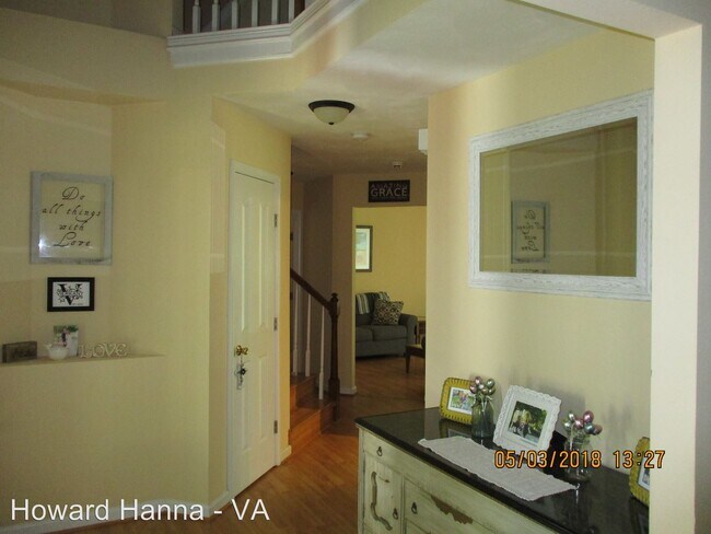 Building Photo - 6734 Burbage Landing Cir