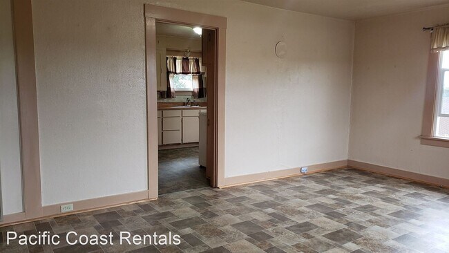 Foto del edificio - 2 br, 1 bath House - 1567 Railroad Drive