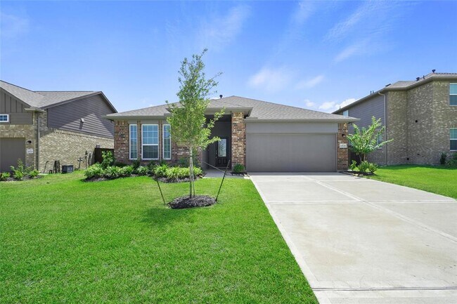 Foto del edificio - 20125 Clear Rdg Ln