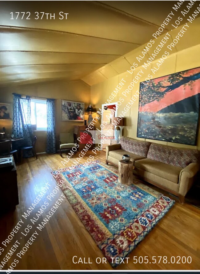 Foto del edificio - 1772 37th St