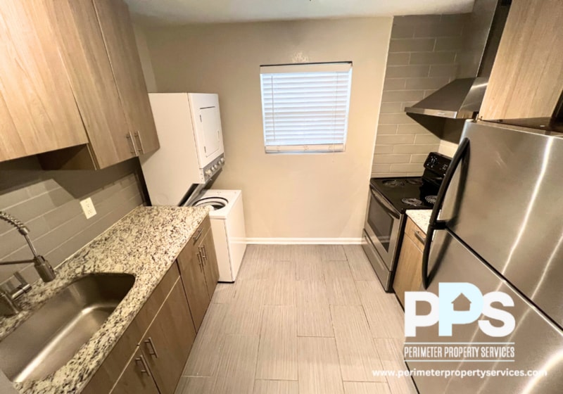 Photo - 221 Lampkin Street NE
