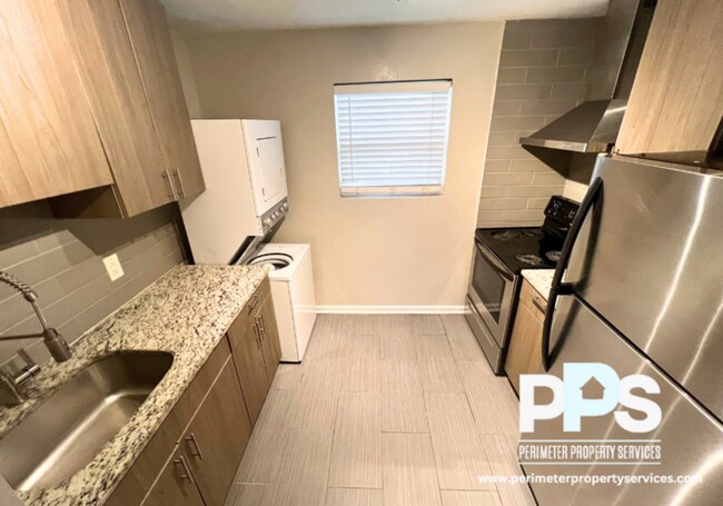 Foto del edificio - 221 Lampkin St NE