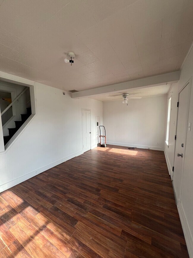 Foto del edificio - Single Family Home
