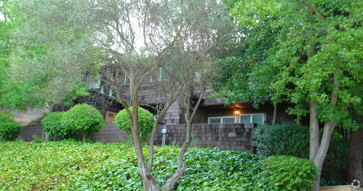 Building Photo - 3280-3284 Marlene Dr
